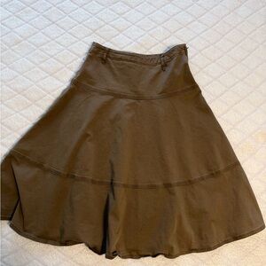 Talbots brown stretch midi skirt with zipper closure size 10